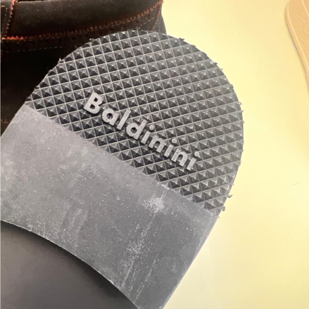 Baldinini Black and Brown Chukka Boots with Brogue Detailing made in Italy - Picture 4 of 7